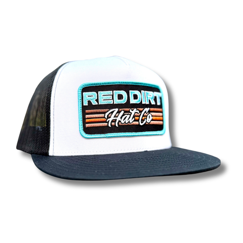 Between The Lines - Black/ White