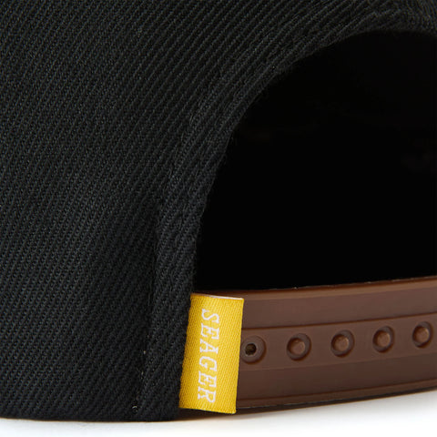 Buckle Snapback Black